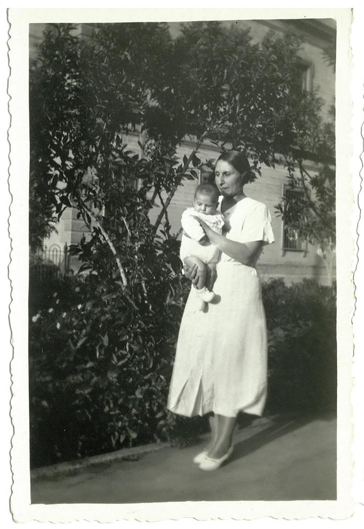 foto 5 Soria-libro una vida por iquique-JSQ BEBÉ ARCH PILAR