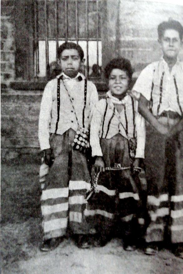 Fotos-antiguas-Libro-La-Tirana-de-B.G.-2