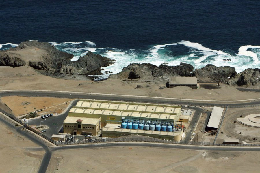 foto desaladora plantas desalinisadoras