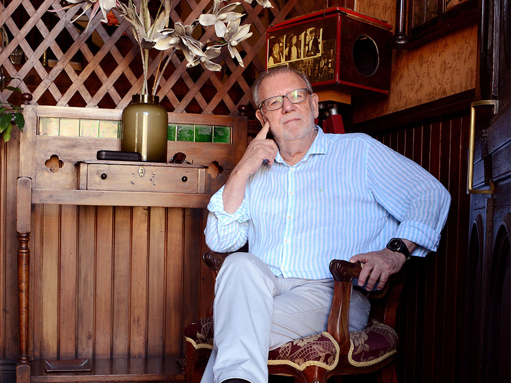 oscar hahn en casona web