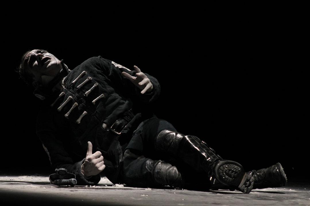 Húsar-de-la-Muerte-2