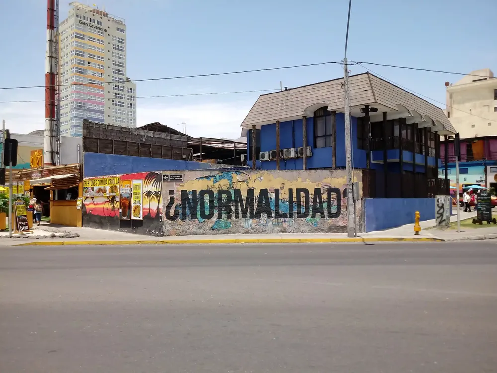 graffitti normalidad