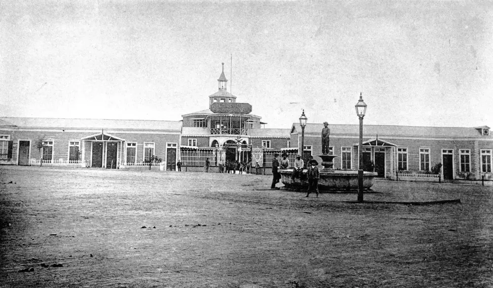 Escuela santa maria iquique 1