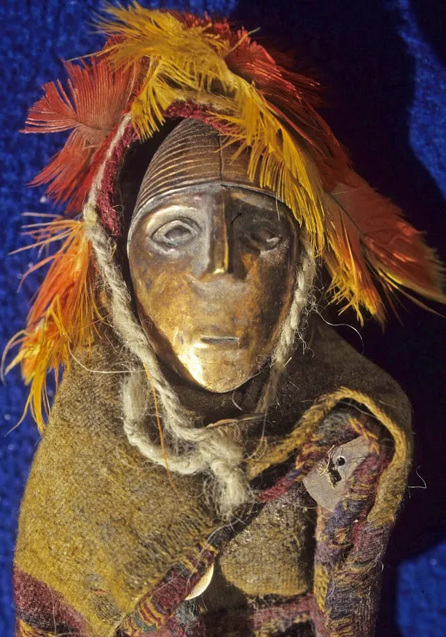 Ampato Artifacts #2 Gold Female Statue (b6S-3) (with headdress collapsed as recovered)