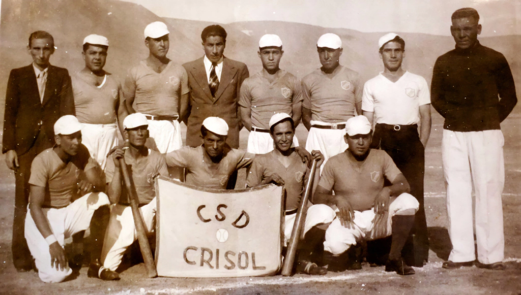 Equipo Local Crisol de la plaza Arica de los 1940,